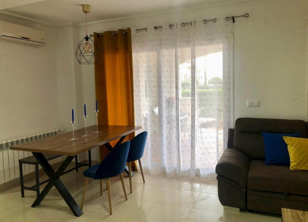 Villa Life . Precioso Bajo Frente Piscina Sucina Extérieur photo