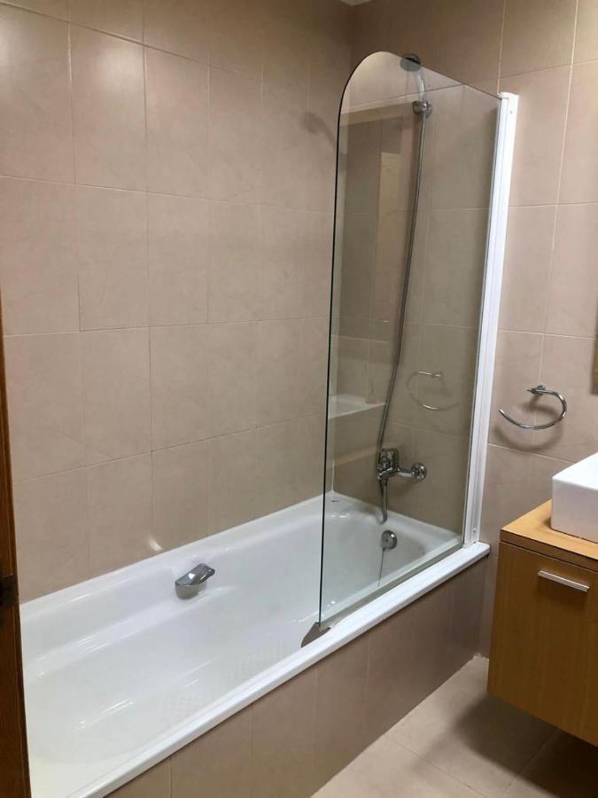 Villa Life . Precioso Bajo Frente Piscina Sucina Extérieur photo