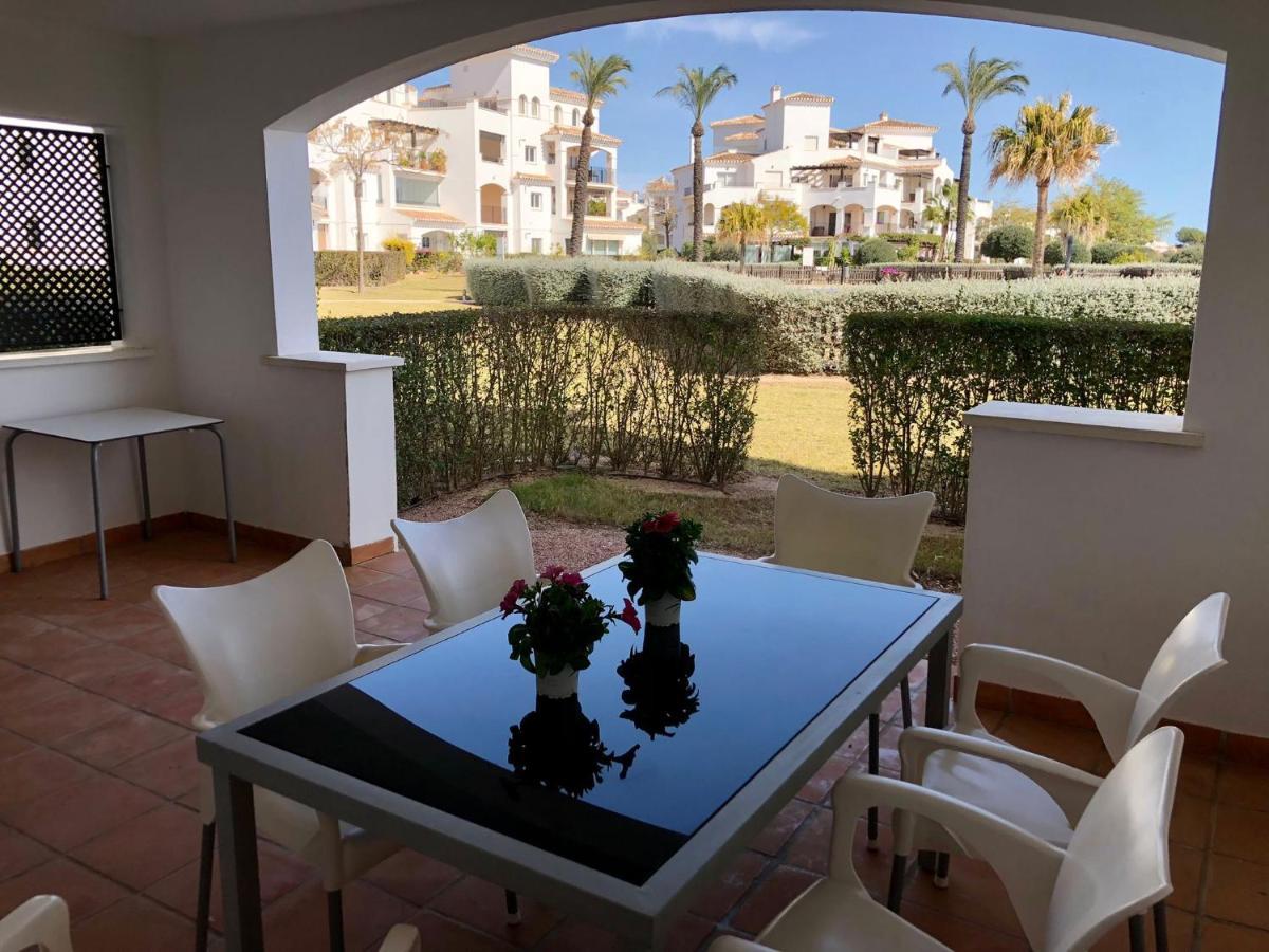 Villa Life . Precioso Bajo Frente Piscina Sucina Extérieur photo